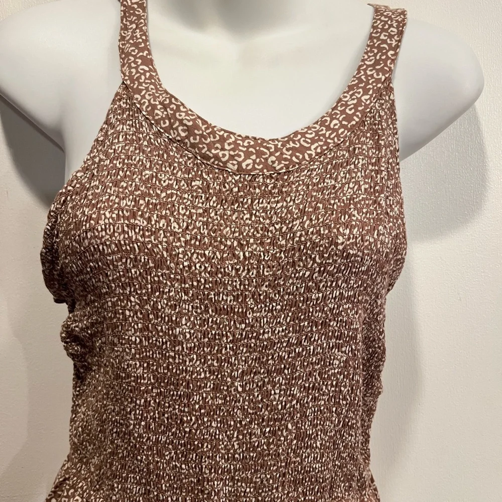 Jessica Simpson jumpsuit. Size medium - Picture 3 of 9